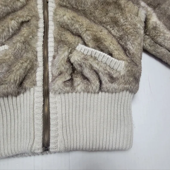 VINTAGE Y2K! AMERICAN RAG Faux Fur Coat - Picture 6 of 15